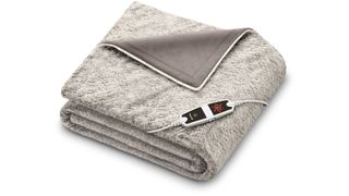 Beurer XXL HD 150 Nordic heated overblanket on white background