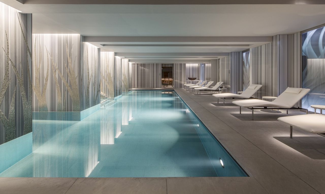 The spa pool at one of the best spa hotels in London, the Four Seasons Ten Trinity Square