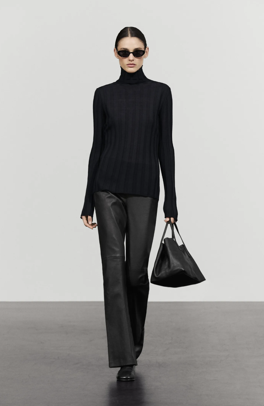 Massimo Dutti, Nappa Leather Flare Fit Leggings