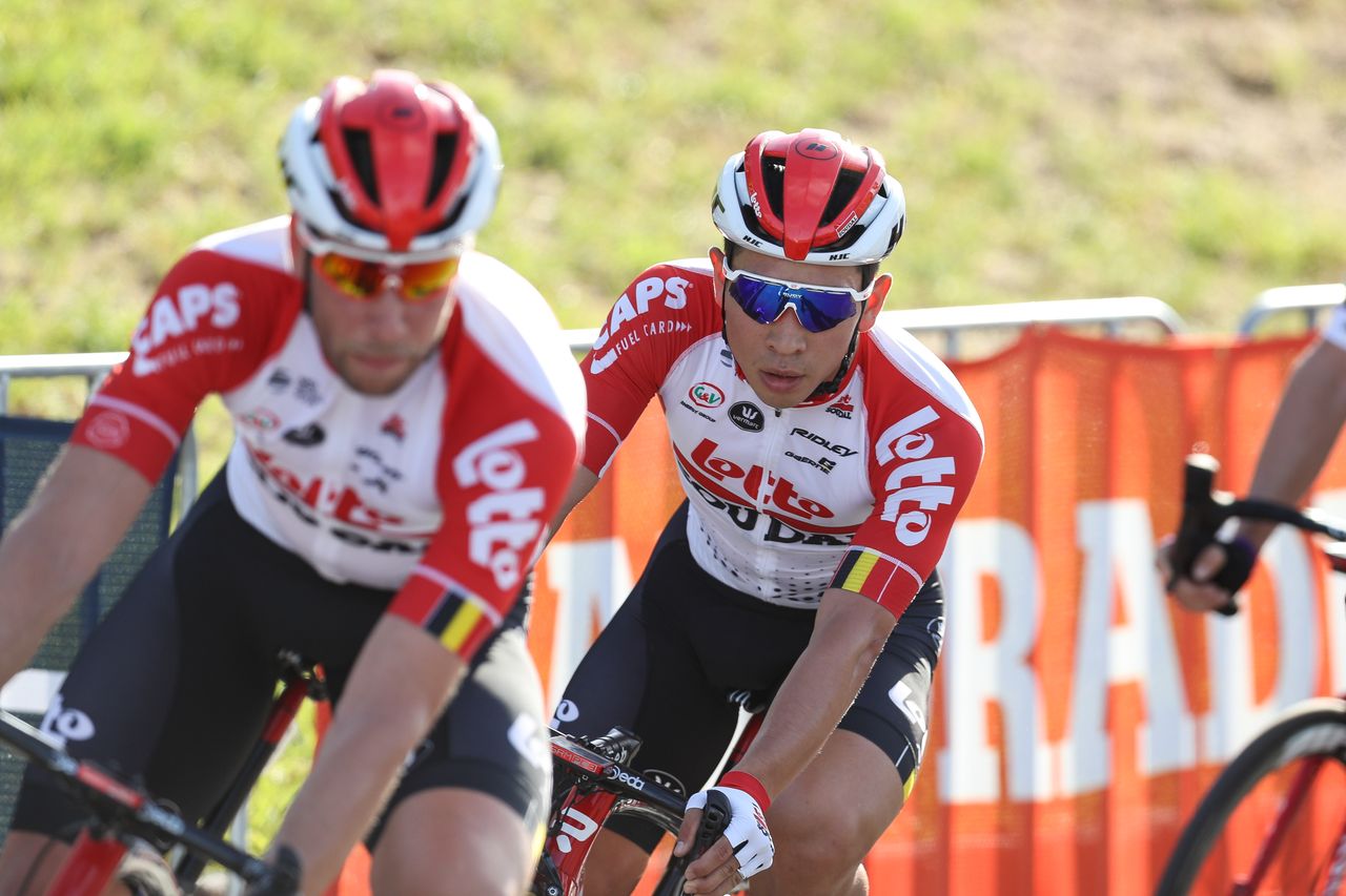 Roger Kluge leads Caleb Ewan