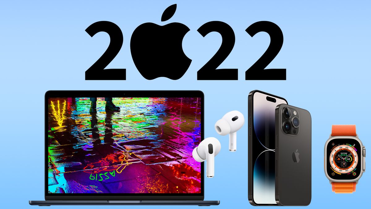 MacBook Air M2, AirPods Pro 2, iPhone 14 and Apple Watch 8 Ultra on a blue background below the word &quot;2022&quot;. The 0 is formed by an Apple logo