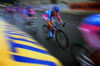 Lampre blasting by.