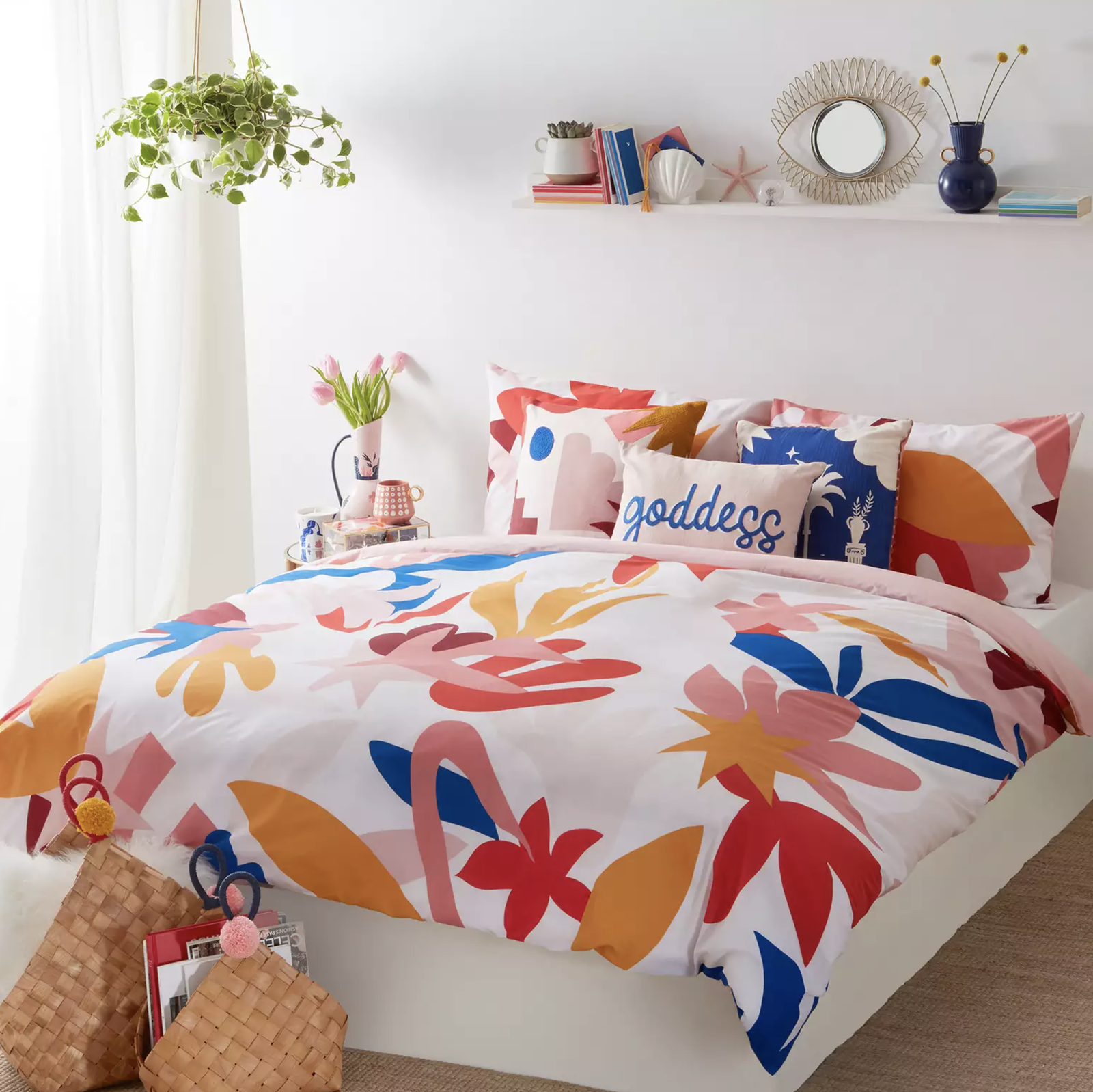 The Debenhams sale is on! Here are our fave homeware picks at AMAZING