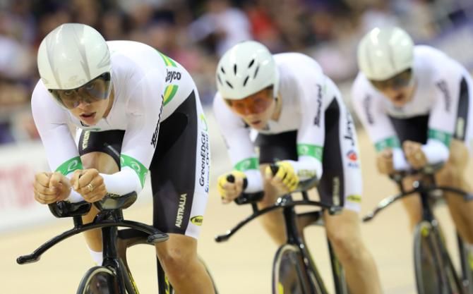 The Australian women blasted their way into the gold medal final in the team pursuit with the fastest time