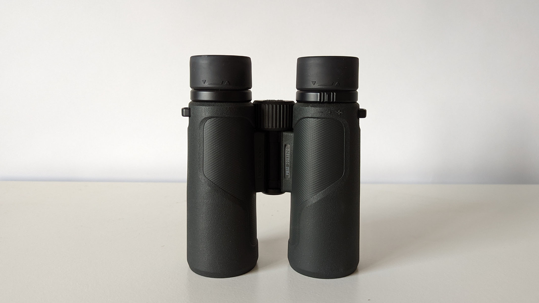 A wider view of the whole binocular