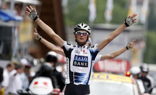 Fr&auml;nk Schleck (Saxo Bank) wins Tour de France stage 17.