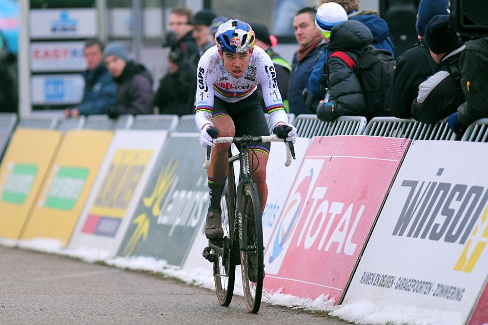 Wout van Aert was second at Superprestige Zonhoven