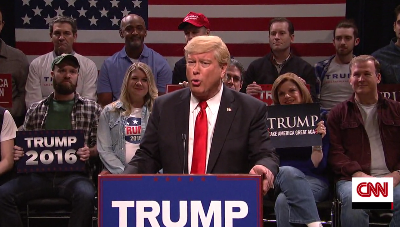 Darrell Hammond as Donald Trump