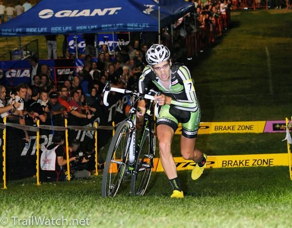 Jamey Driscoll (Cannondale-Cyclocrossworld.com) with about a 30 second lead.