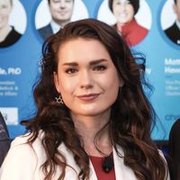 Pandora Dewan's avatar