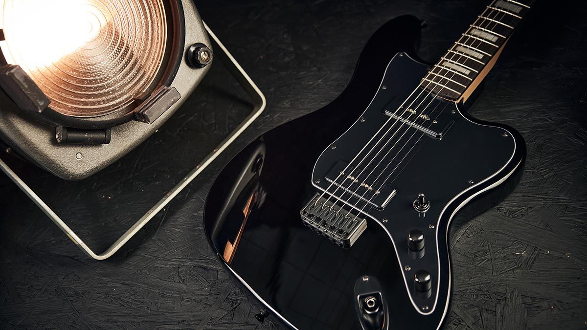 Harley Benton JA-Baritone