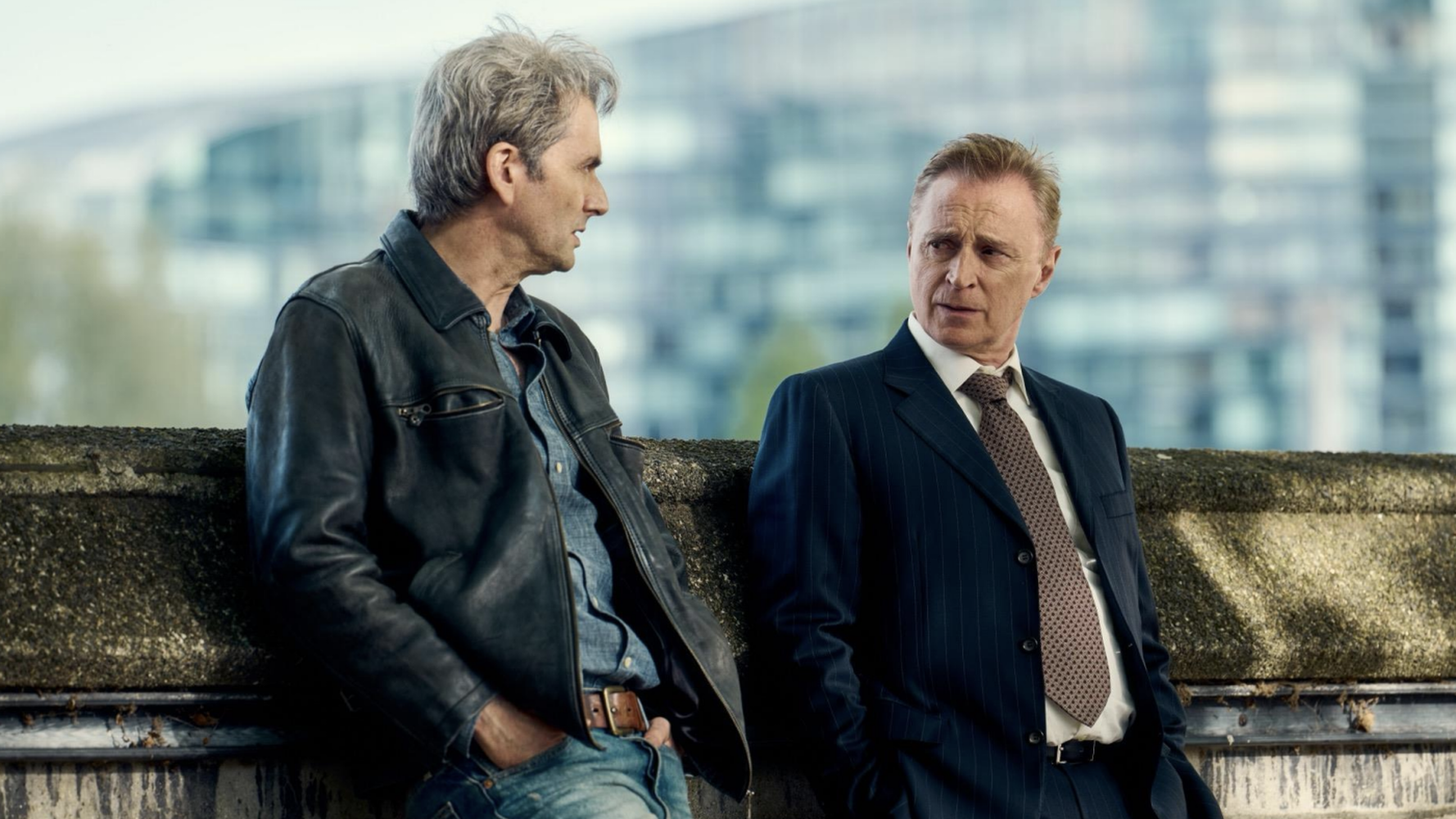 Nick Davies (David Tennant) and DCS Dave Cook (Robert Carlyle) in conversation in The Hack
