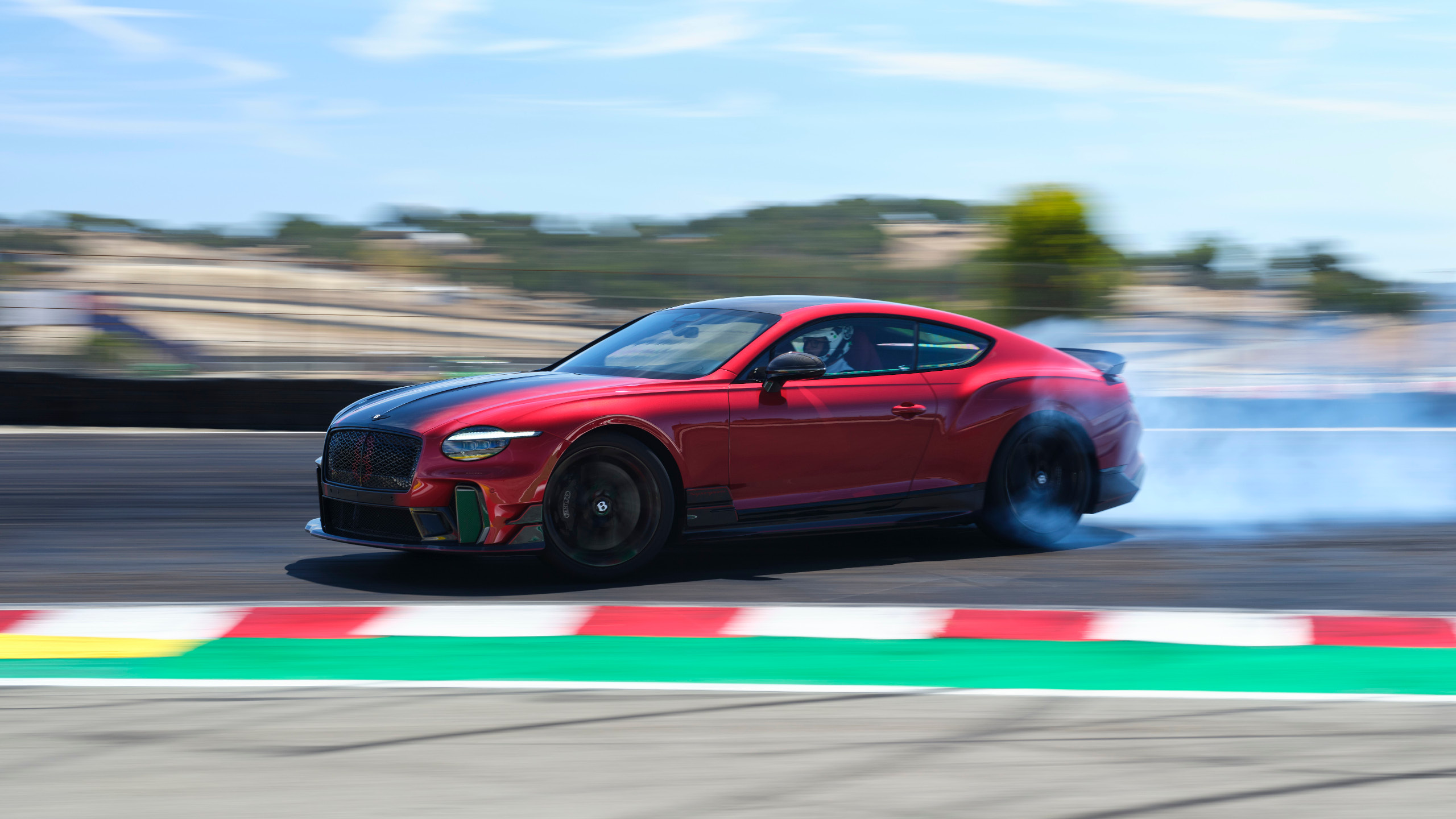 Bentley Supersports in Dragon Red