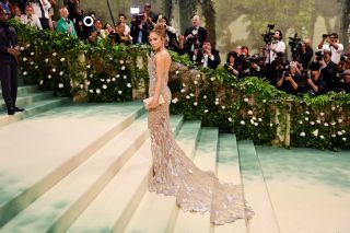 NEW YORK, NEW YORK - MAY 06: Jennifer Lopez attends The 2024 Met Gala Celebrating 