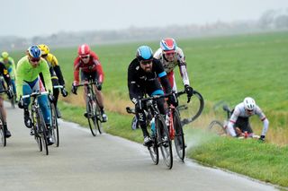 Bernhard Eisel leads into the winds in the 2015 Ghent-Wevelgem