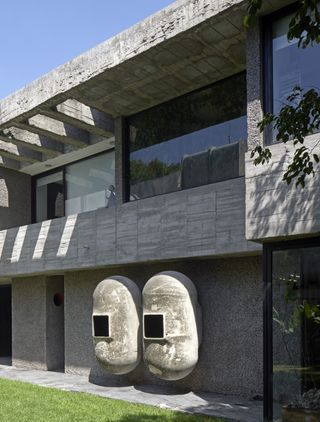 pedro reyes studio concrete pods