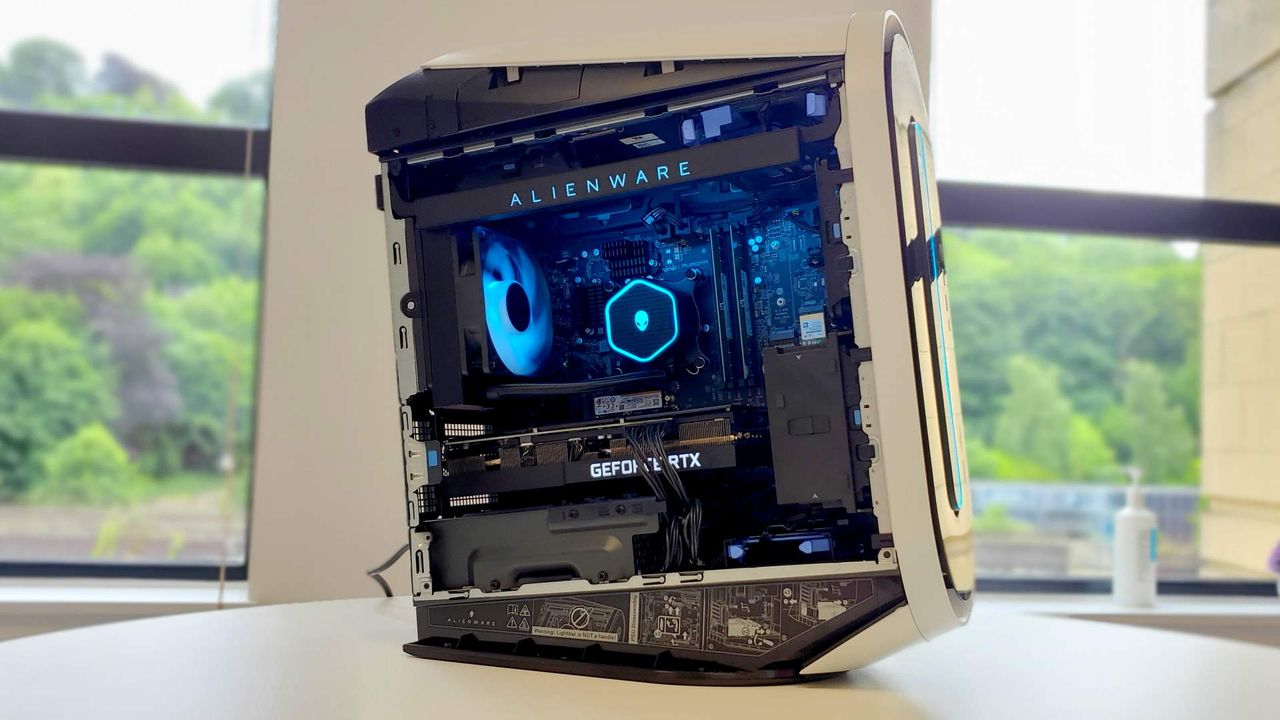 Alienware Aurora R13