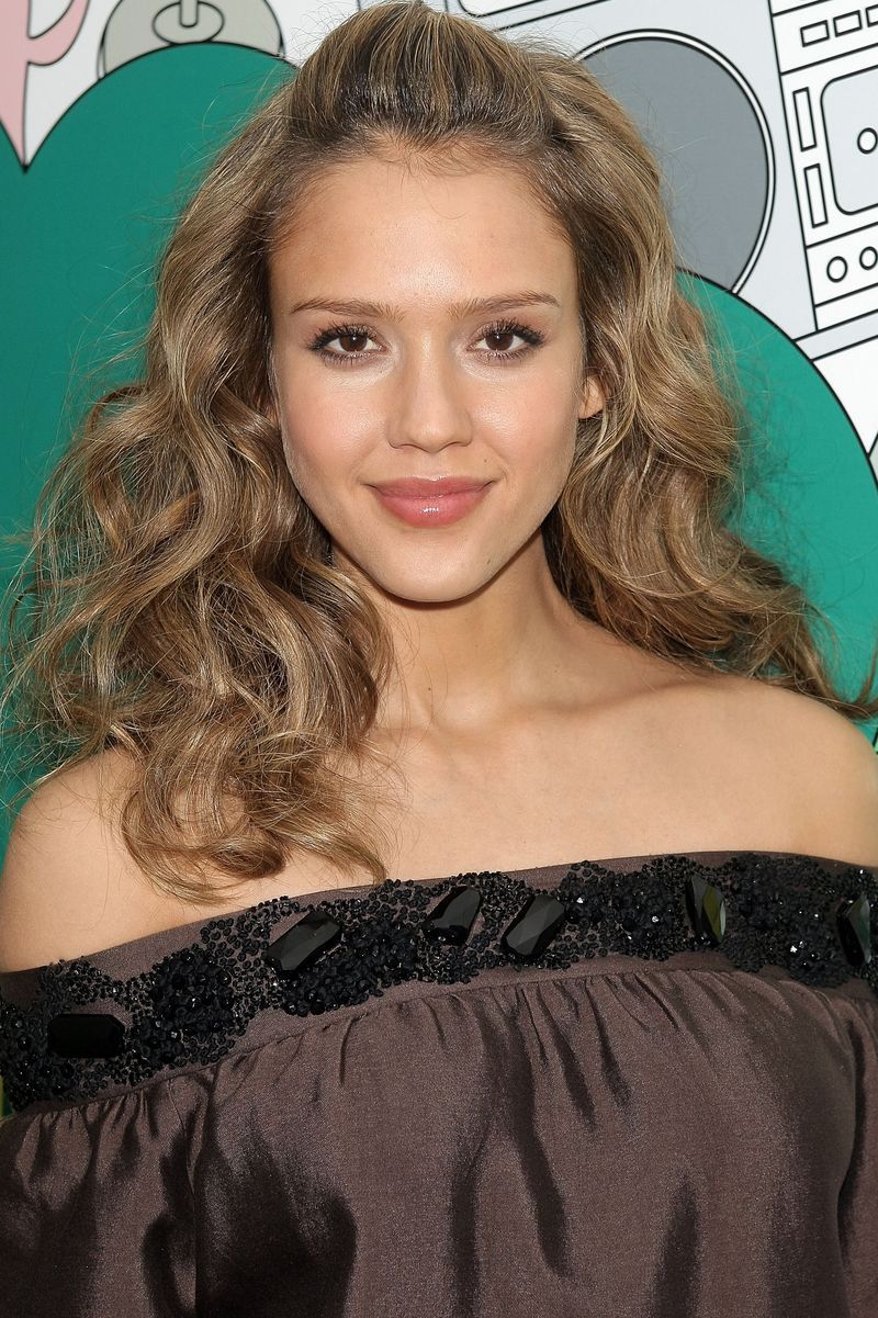 hair, hairstyle, clothing, shoulder, blond, long hair, brown hair, dress, cocktail dress, premiere,
