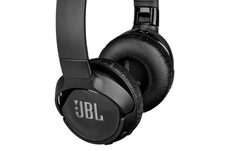 JBL Tune600BTNC review | What Hi-Fi?