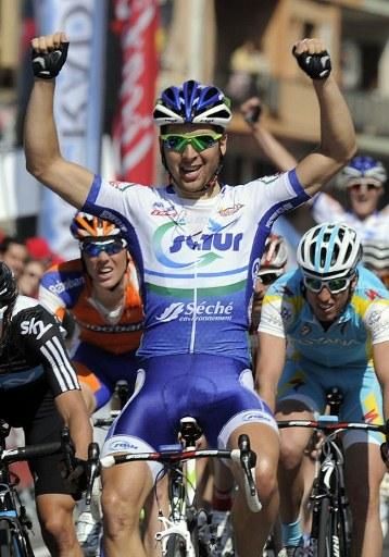 Julien Simon (Saur Sojasun) wins the final stage of the 2012 Volta a Catalunya