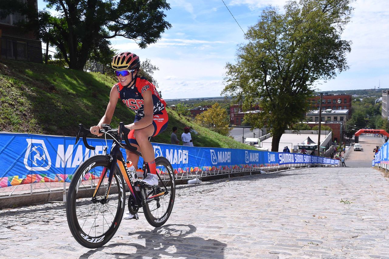 Evelyn Stevens (USA) enjoying the sun