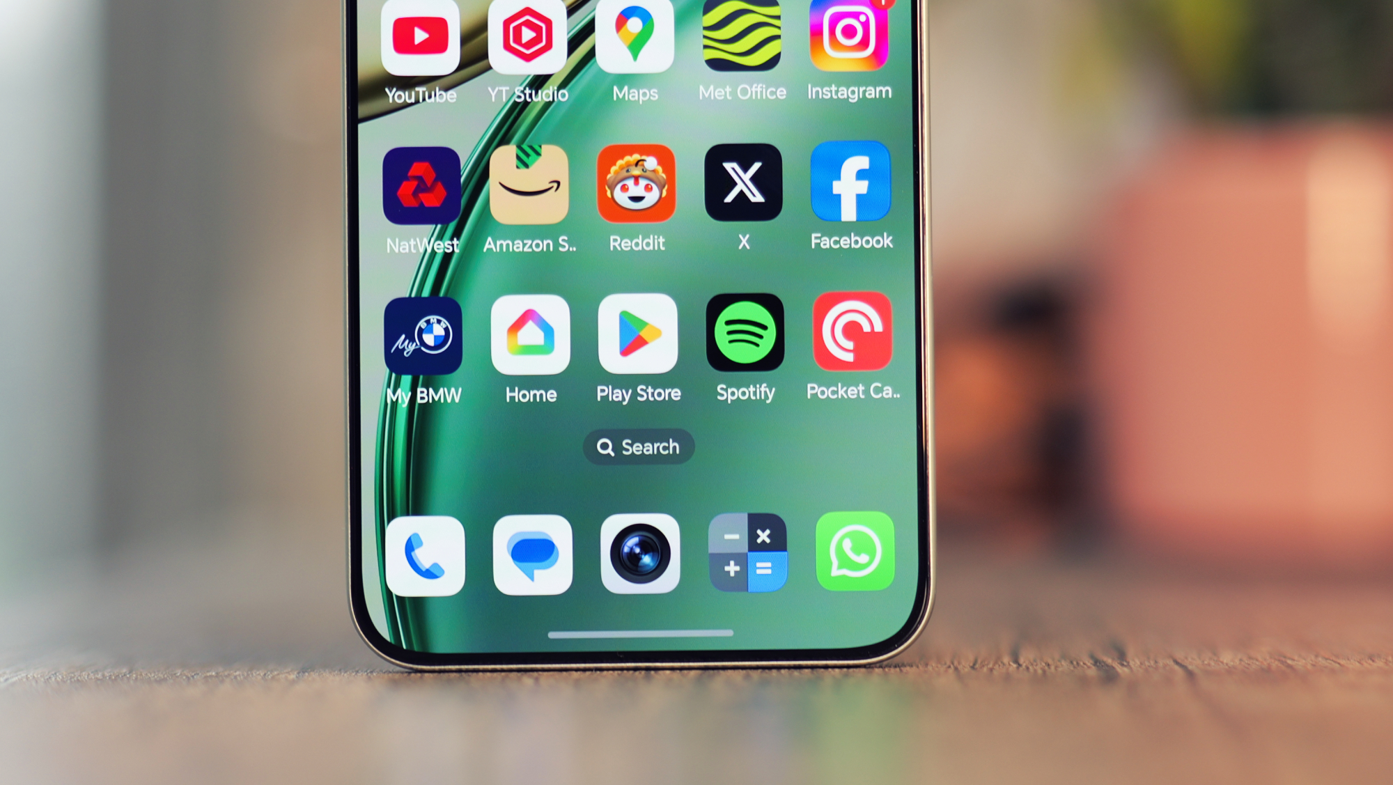 Product shots of the Honor Magic 8 Lite