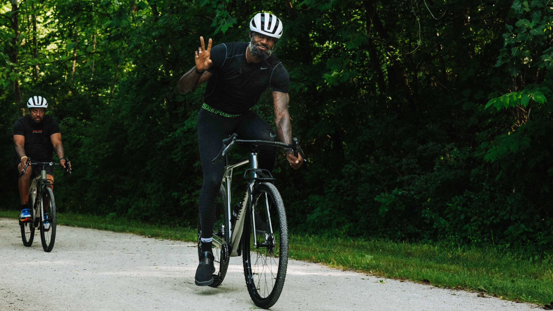 LeBron James on his custom 3XL Canyon Grizl with 32" wheels