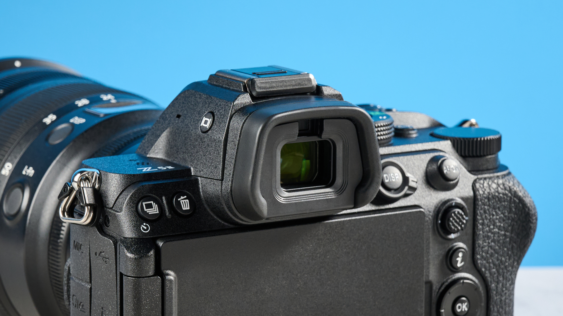 The Nikon Z5II EVF