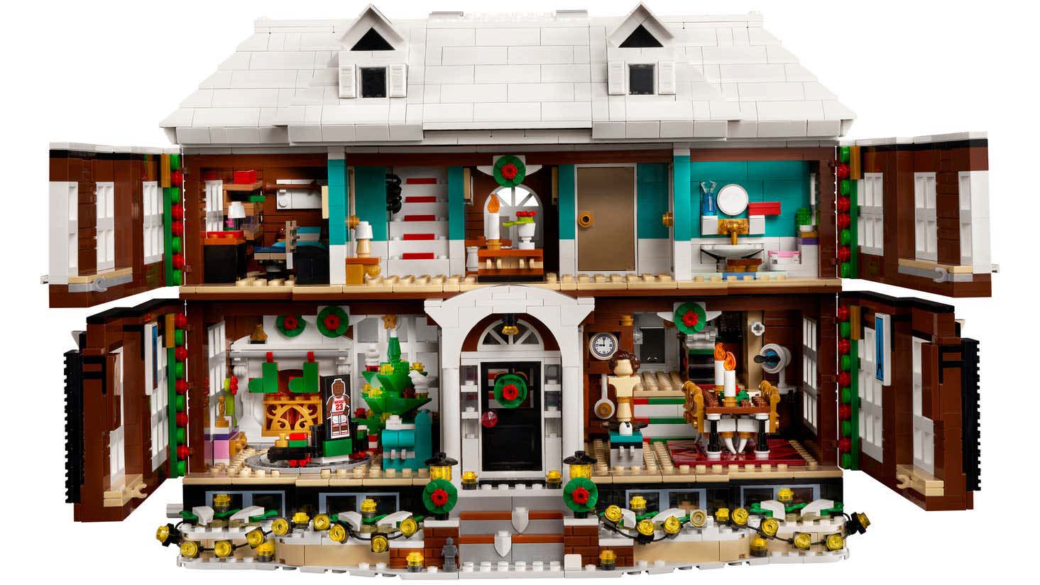 This official Home Alone LEGO set is the stuff of geek dreams