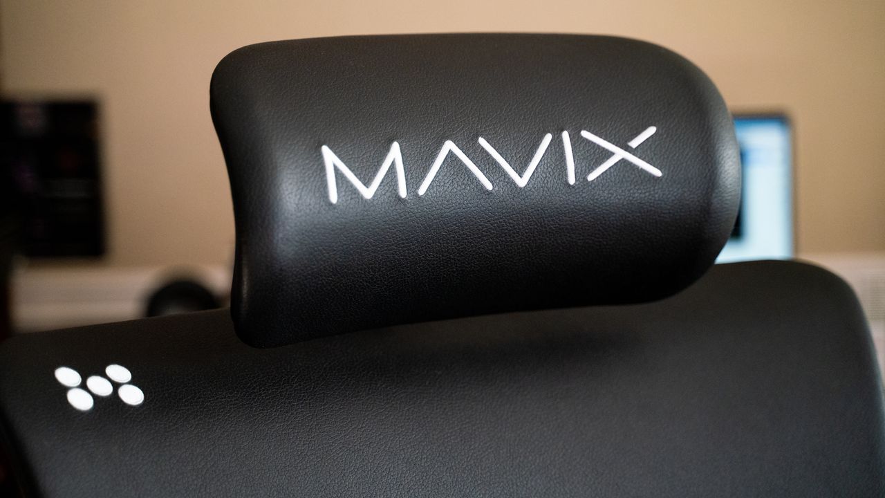 Mavix M9 gaming chair