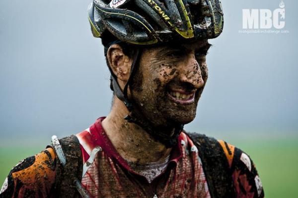 A race covered in dirt after stage 1