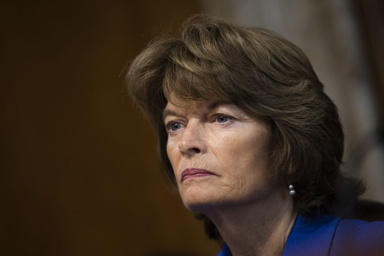 Lisa Murkowski.