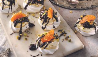 Mini clementine pavlovas