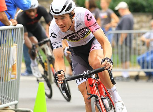 Tanner Ward (CS Velo Racing p/b Cannondale) plots his break-a-way as he takes the turn.