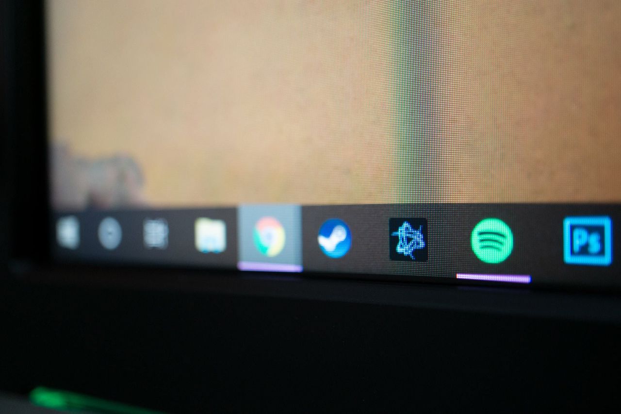 AOC Agon AG352UCG6