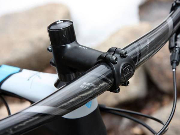 The Bontrager Race X Lite forged aluminum stem is light but could stand a bit more torsional stiffness.