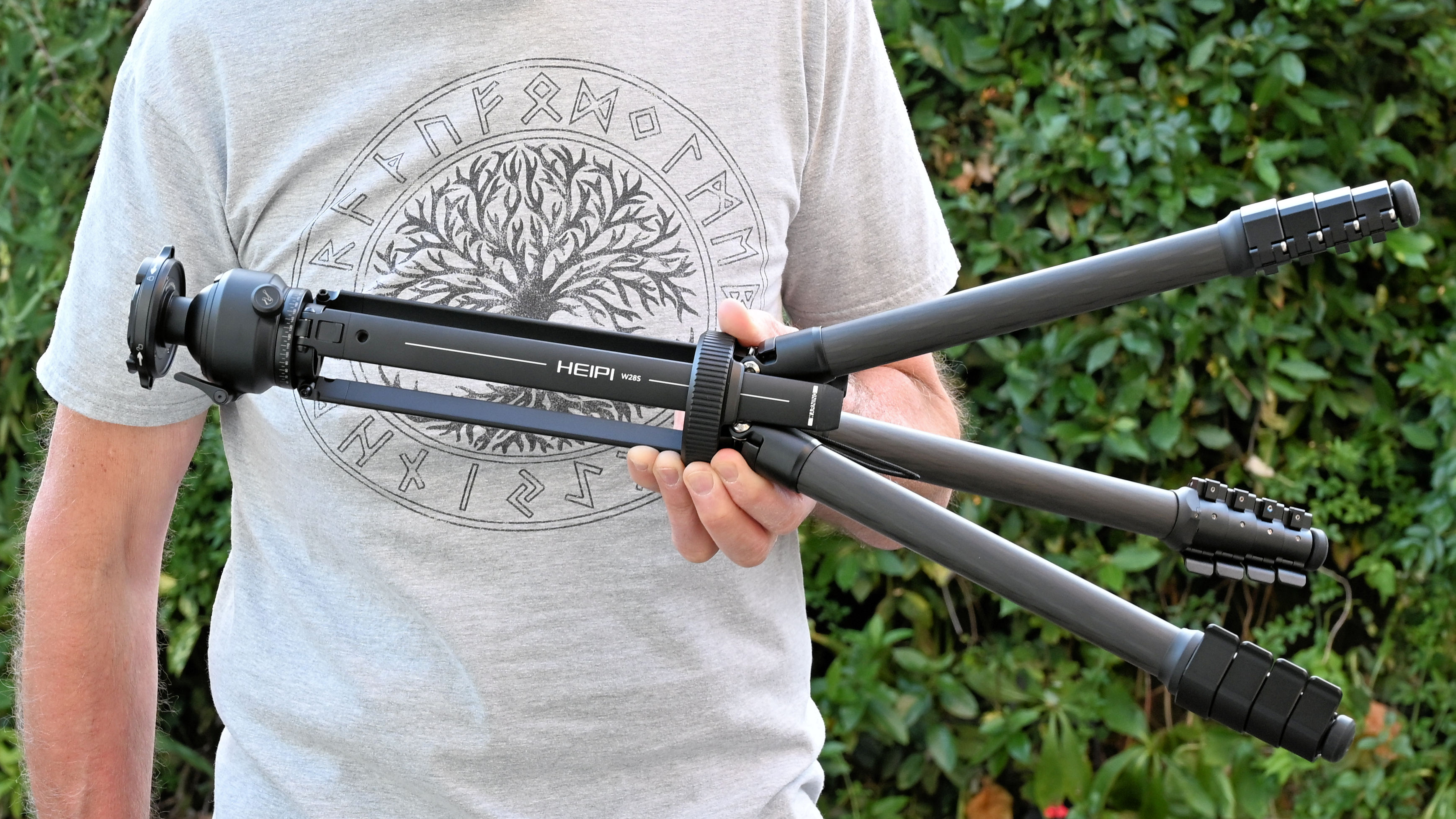 Heipi 3-in-1 Travel Tripod W28S