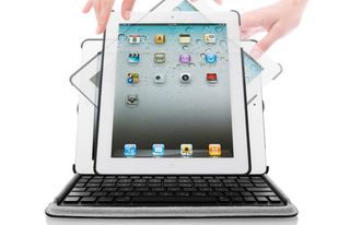 Targus Versavu Keyboard and Case for iPad Reviewed Open View