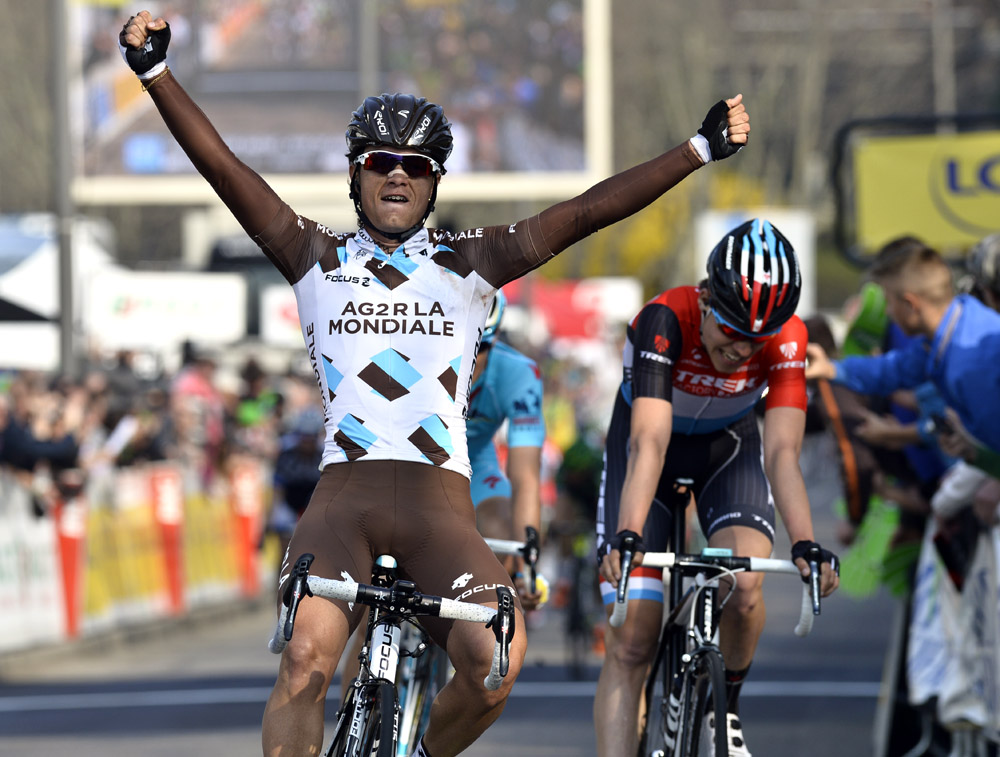Carlos Betancur wins stage five of the 2014 Paris-Nice