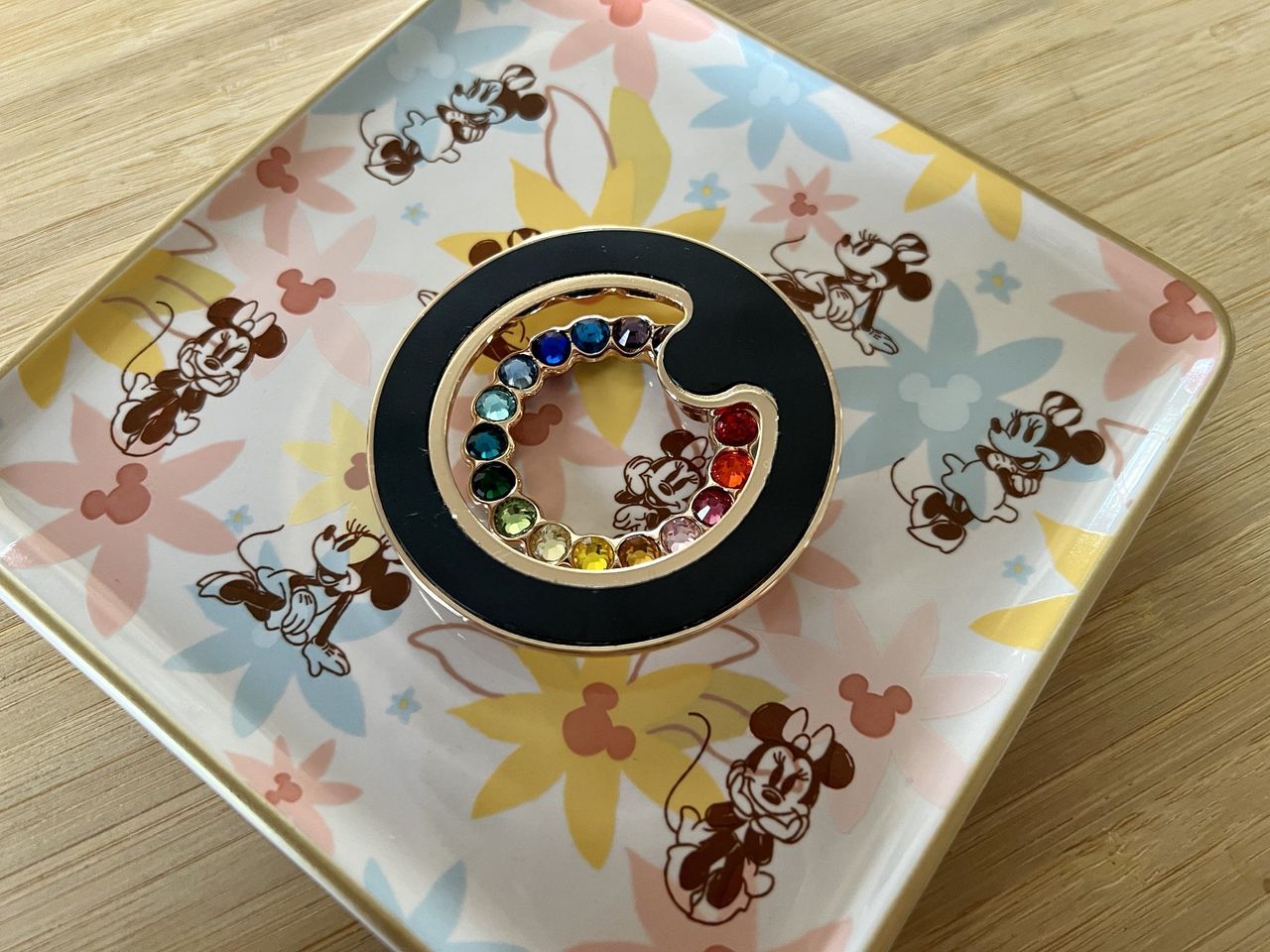 Sonix Magnetic Removable Phone Ring Rainbow Back