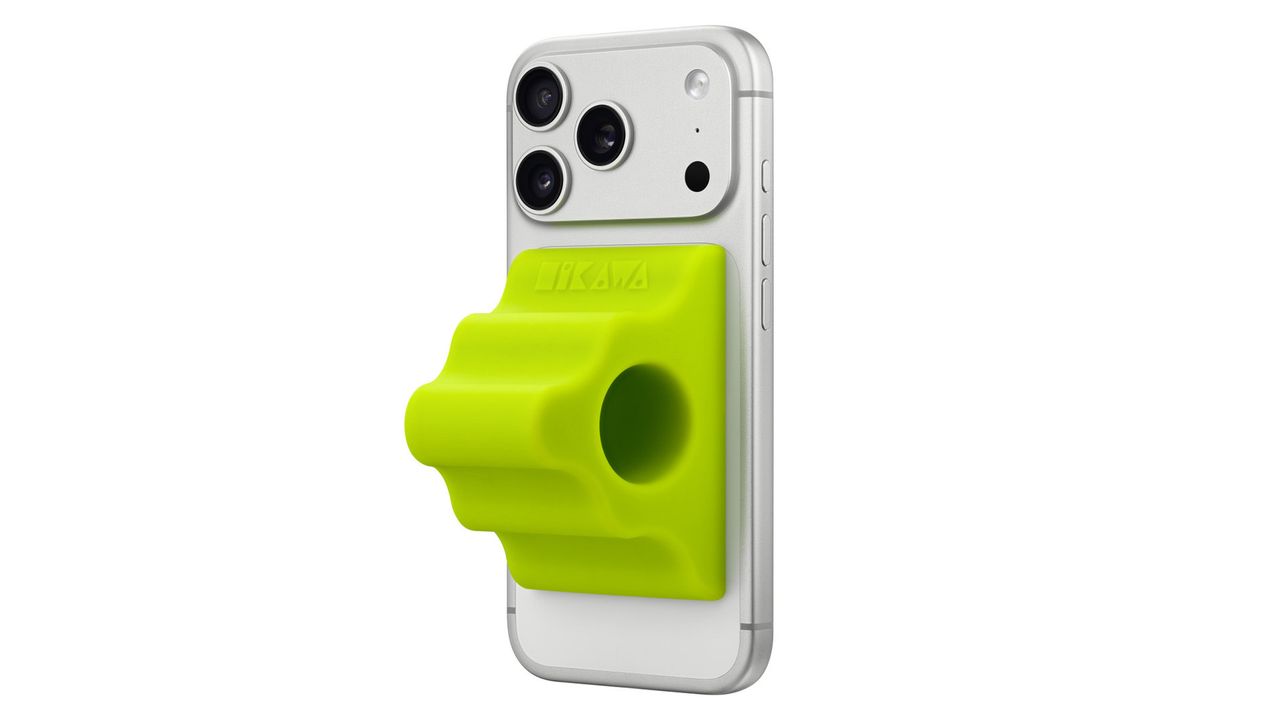 Bailey Hikawa accessible grip and stand