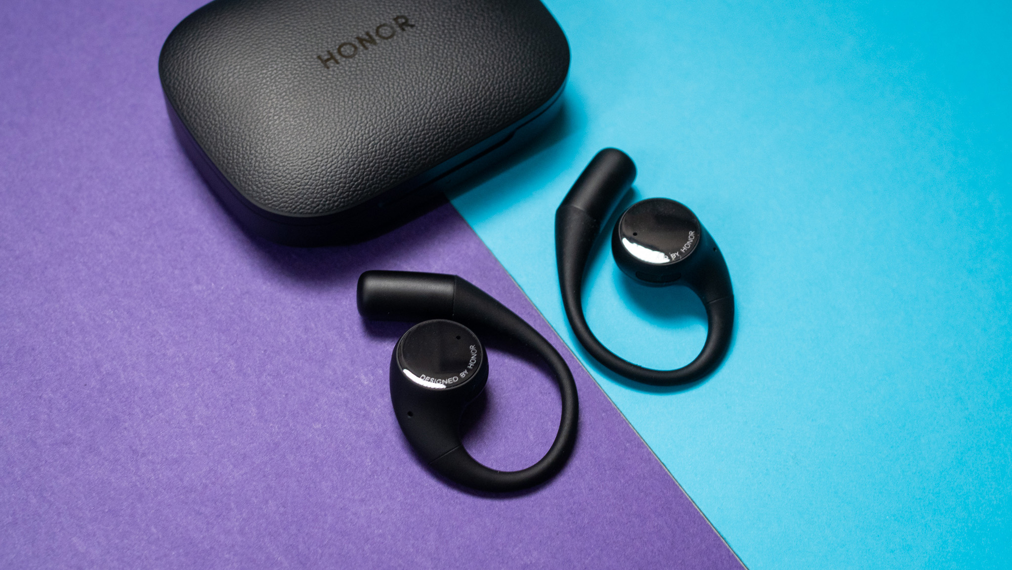 Honor Earbuds Open photos