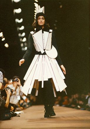 ﻿'Autumn-Winter 1991–92 Yohji Yamamoto Femme Collection 1991–2', Yohji Yamamoto