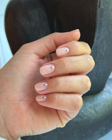 11 Beginner Nail Art Ideas That Are Chic and Easy to Copy at Home | Who