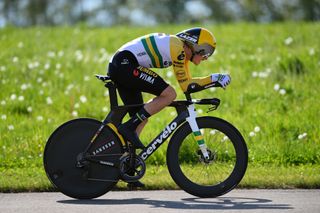 LAUSANNE SWITZERLAND APRIL 26 Rohan Dennis of Australia and Team Jumbo Visma sprints during the 75th Tour De Romandie 2022 Prologue a 512km individual time trial from Lausanne to Lausanne ITT TDR2022 on April 26 2022 in Lausanne Switzerland Photo by Dario BelingheriGetty Images