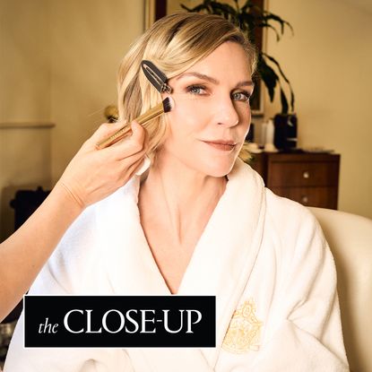 Rhea Seehorn getting ready for the Golden Globes 2026