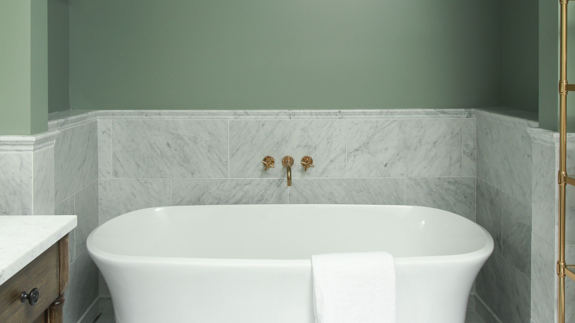 Green Bathroom Ideas How To Create A Refreshing Retreat With Serene 