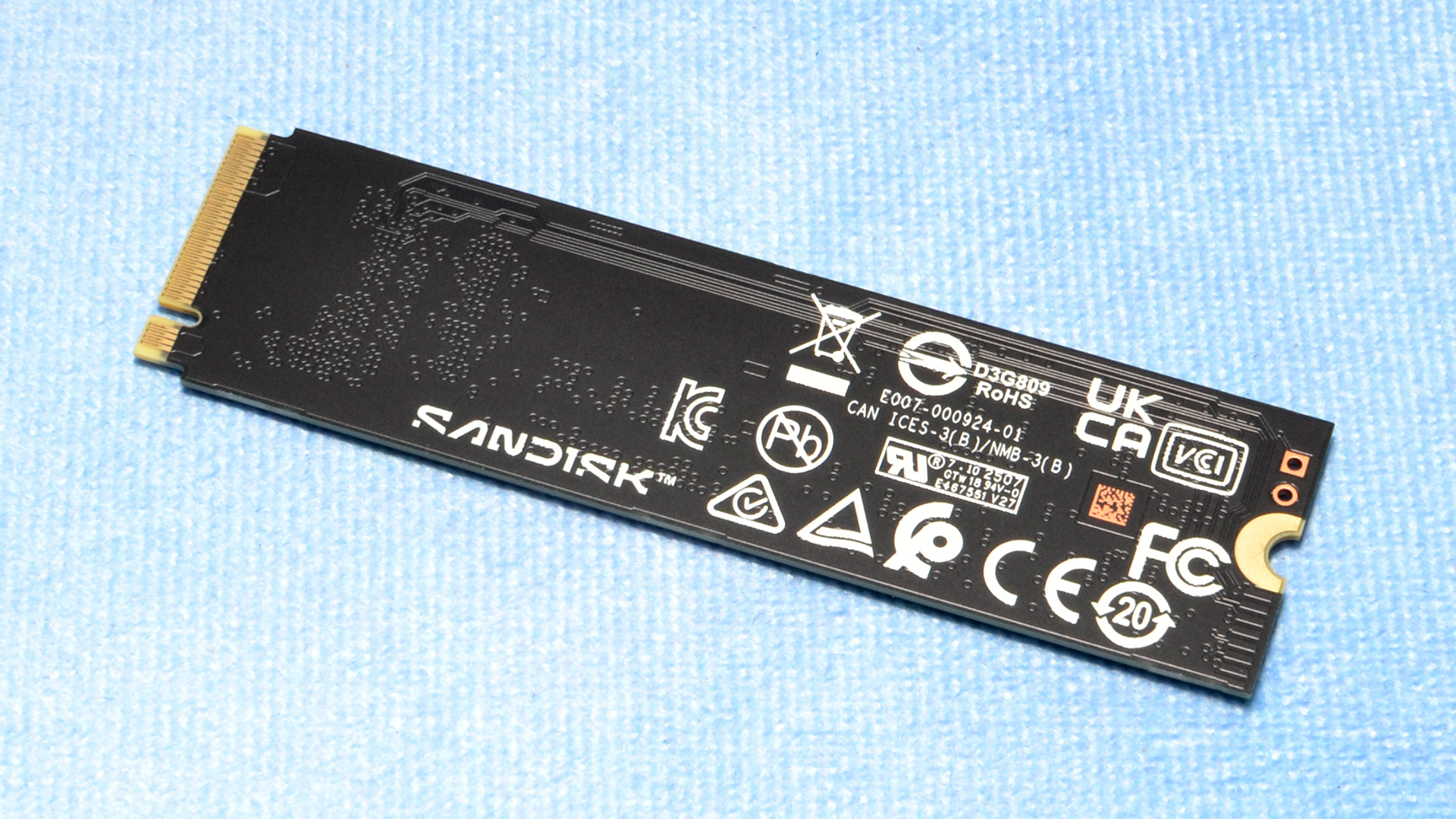 Sandisk WD Black SN8100 2TB SSD
