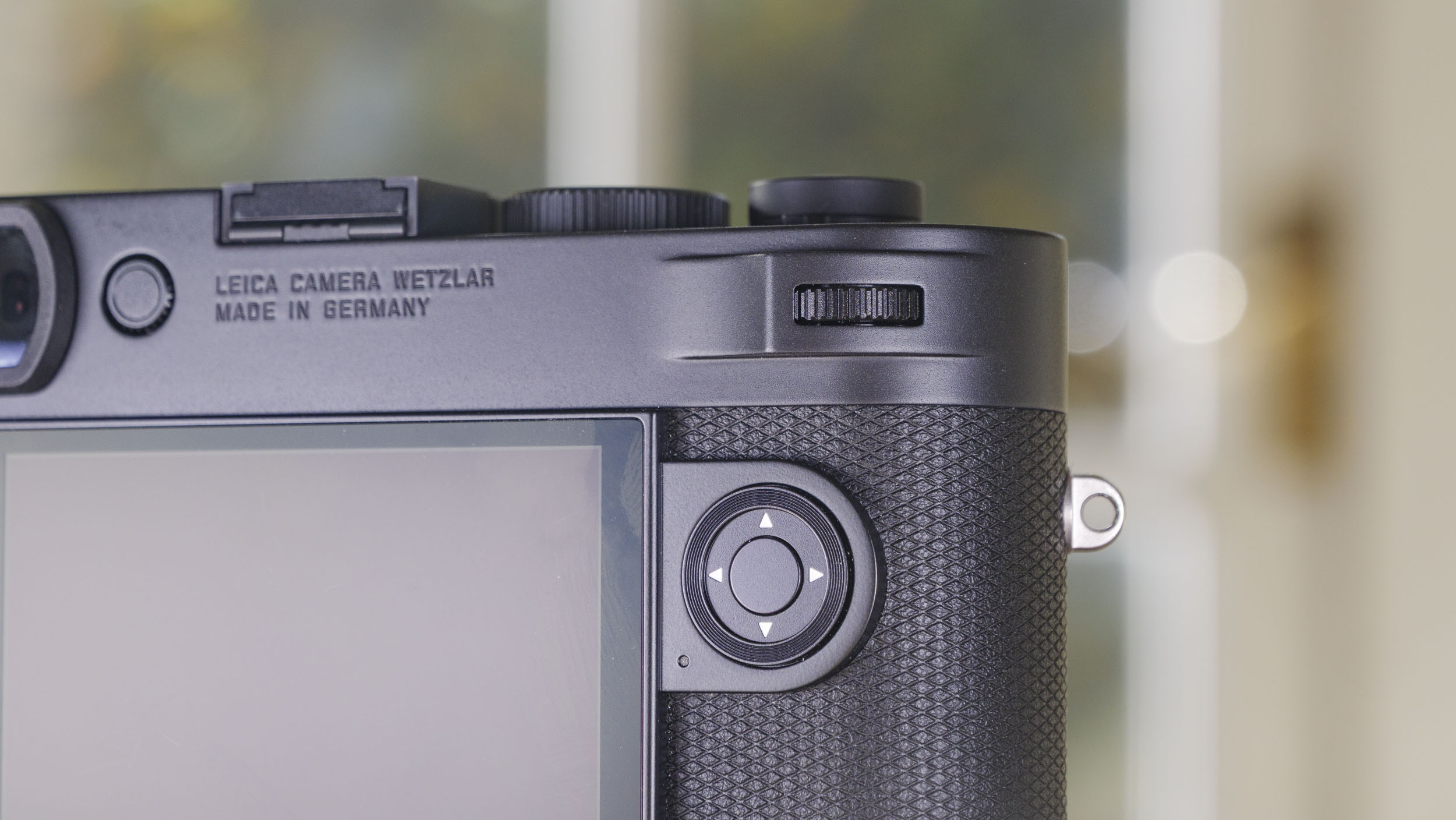 Close up of the Leica M EV1 camera's control dial