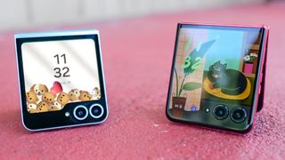 Galaxy Z Flip 6 vs Razr Plus 2024 side-by-side to one another.